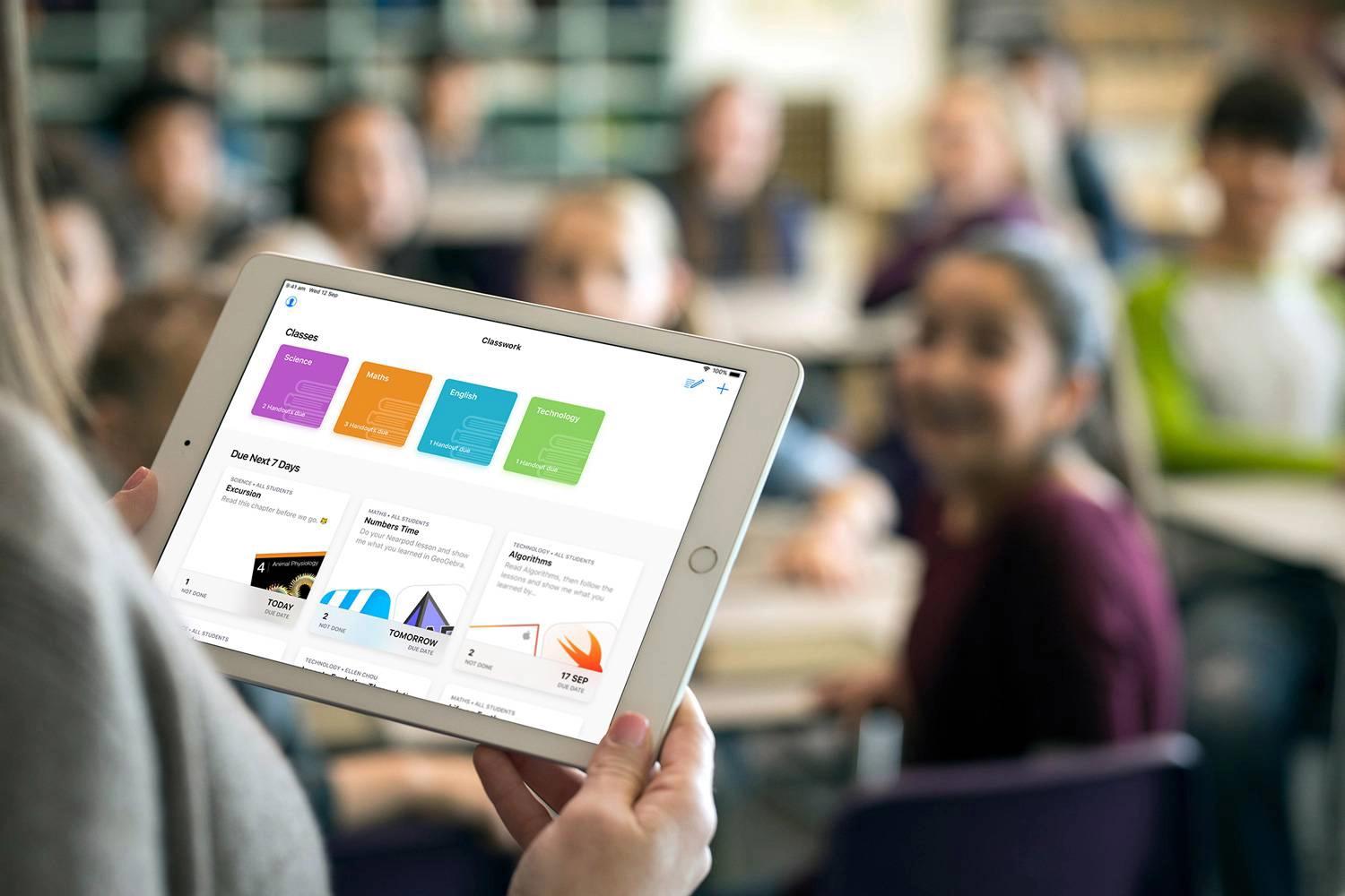استفاده از گیفت کارت اپل در خرید نرم‌افزارهای تحصیلی و آموزشی  | گیفت استاپ